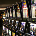 Las_Vegas_slot_machines.jpg
