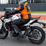 Motorrijschool-motormeesters-Motor-rijschool-12-400x250.jpg